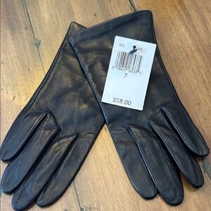 Elegant Black Leather Gloves NEW
